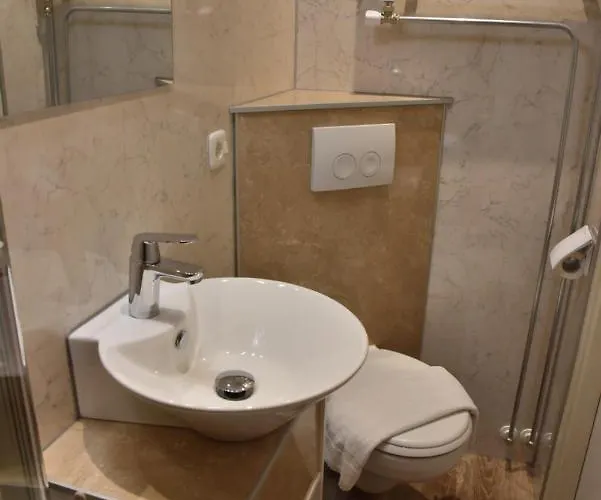 De La Frontiere Hotel 3*