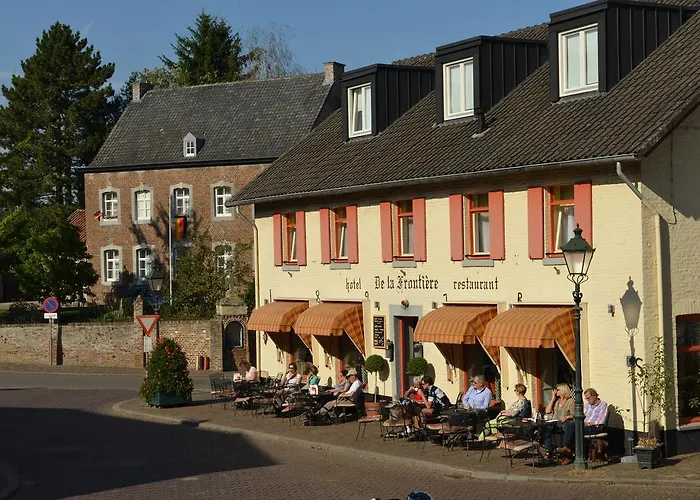 De La Frontiere Hotel